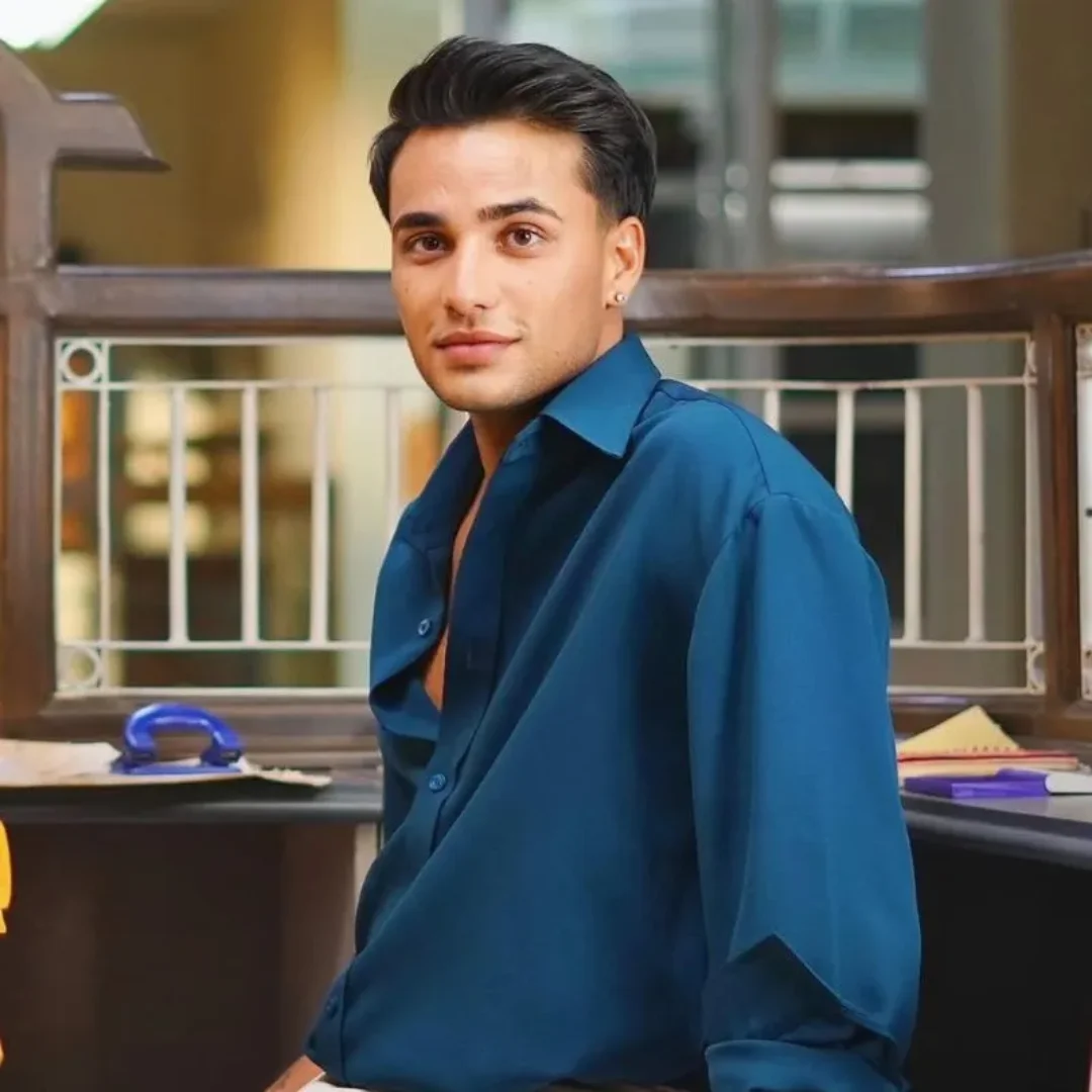 Abhishek Sharma as Devansh Singh Chauhan