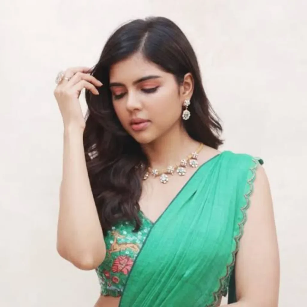 Kalyani Priyadarshan as Fathima “Beepathu” Beevi