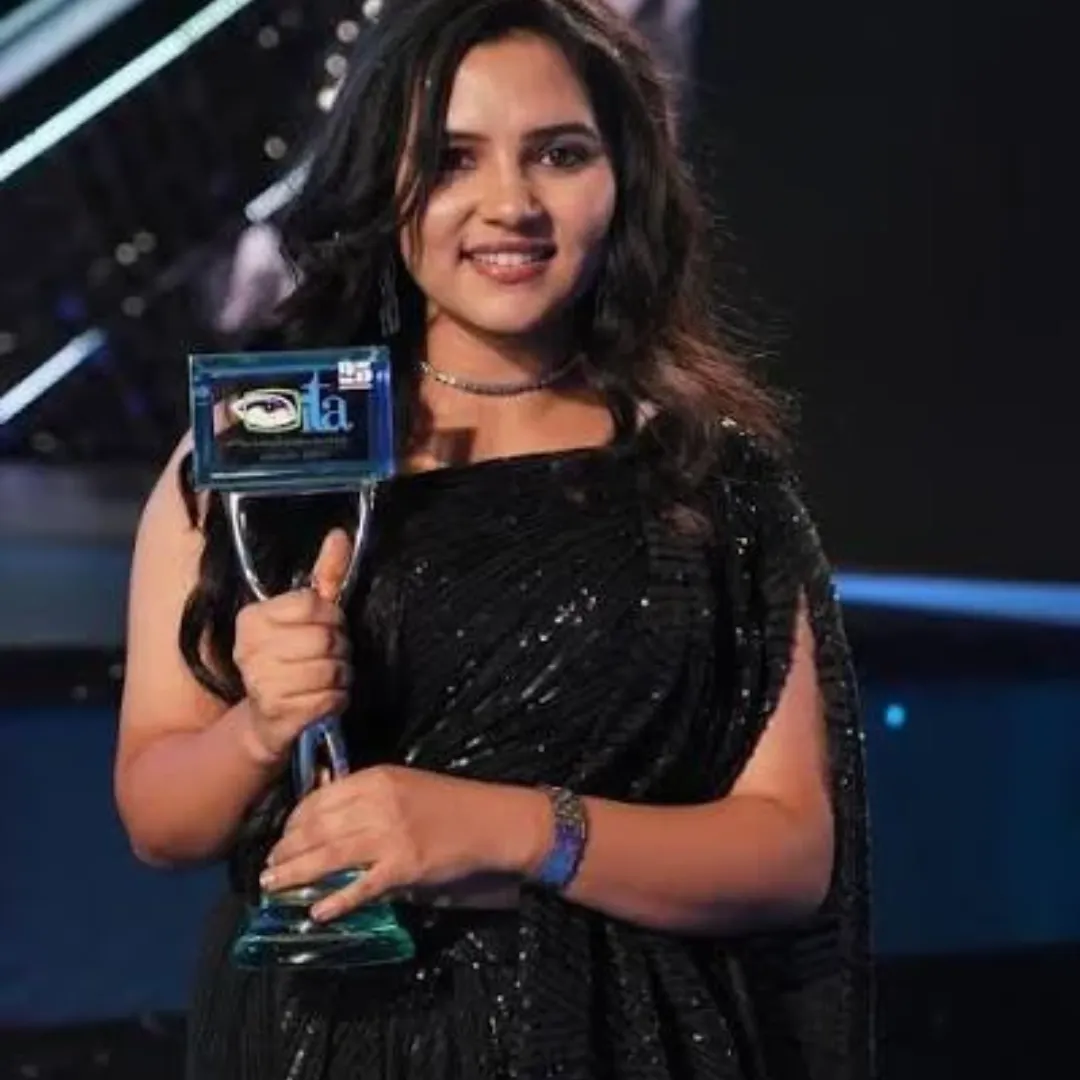 Priya Thakur as Vasundhara