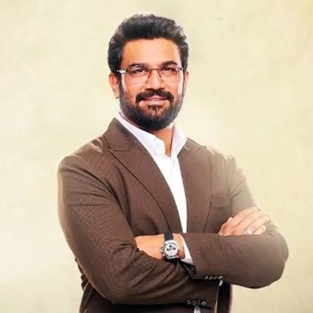 Sharad Kelkar as Bada Choudhary