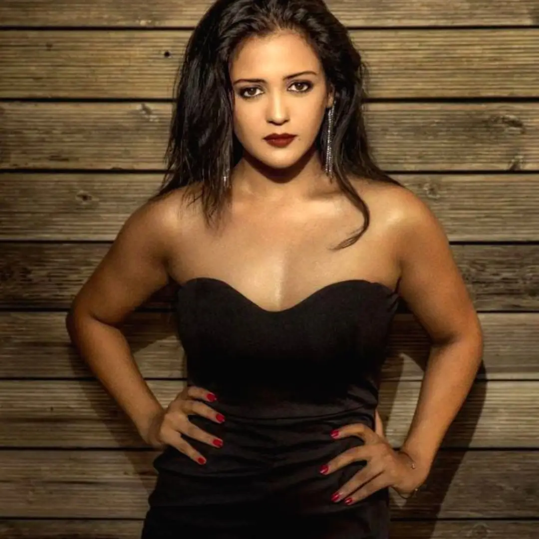 Gulki Joshi as Haseena Mallik