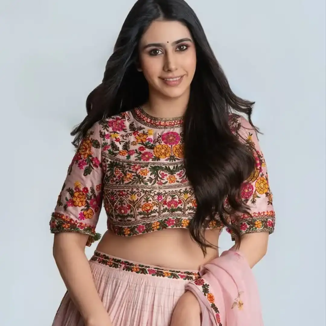 Hira Warina as Saniya