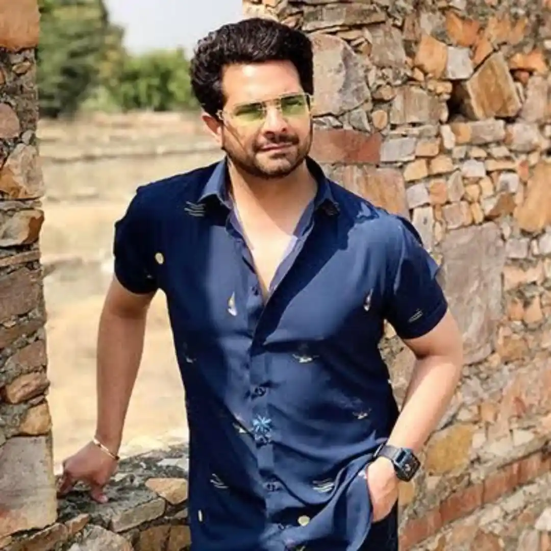 Karan Mehra as Naitik Singhania