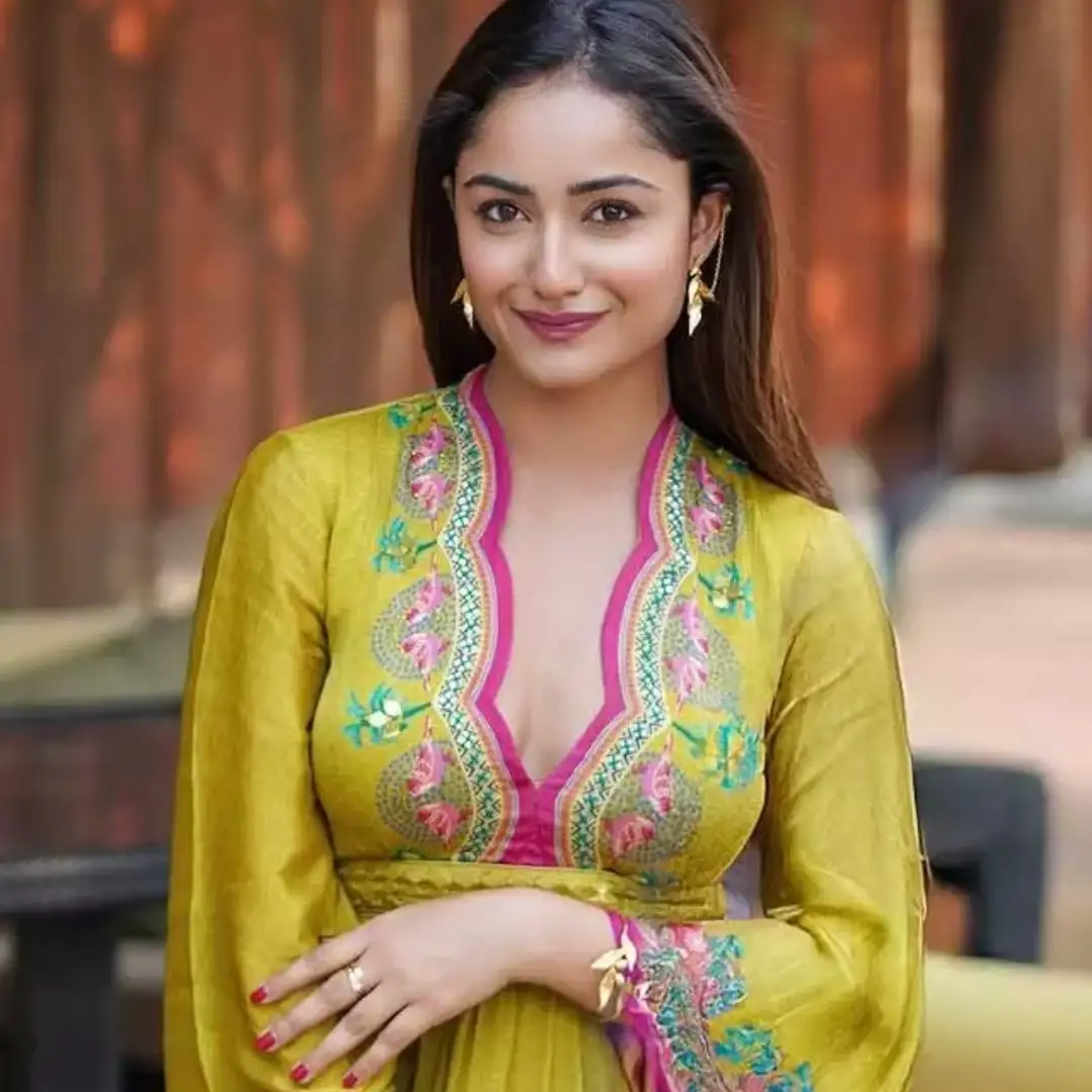 Tridha Choudhury as Meera