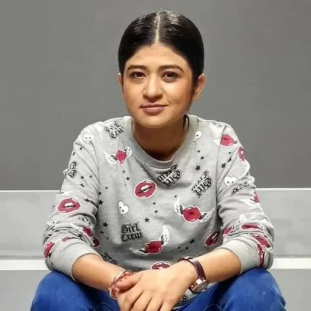 Nidhi Bisht as Sujata Negi