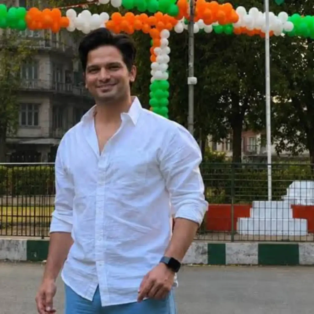 Basant Bhatt as Lakshman